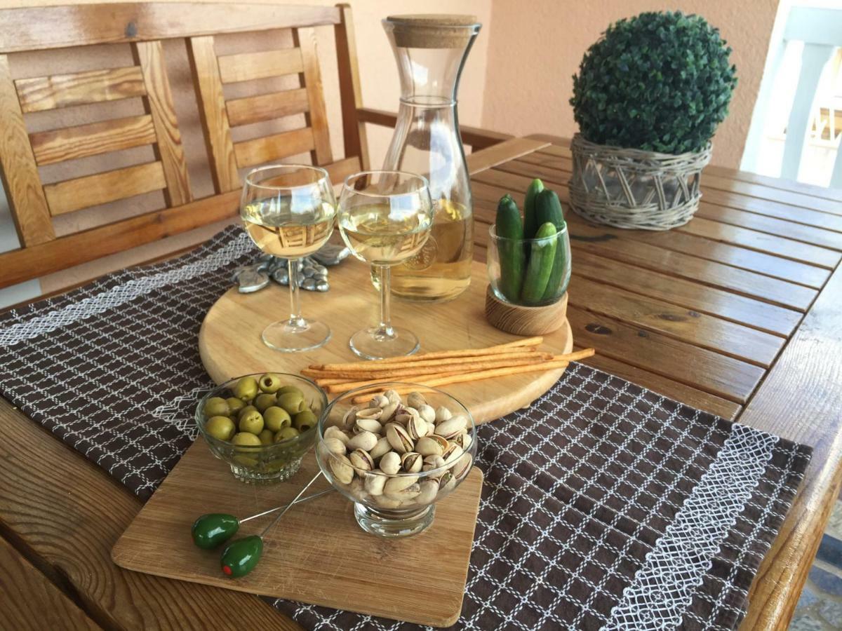 וודיצה Apartments Villa Dolmar מראה חיצוני תמונה
